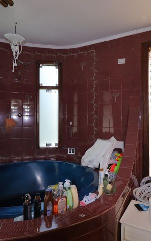 Casa à venda com 328m², 4 quartos e 4 vagasBanheiro da Suíte 4