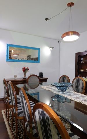 Casa à venda com 328m², 4 quartos e 4 vagasSala de Jantar