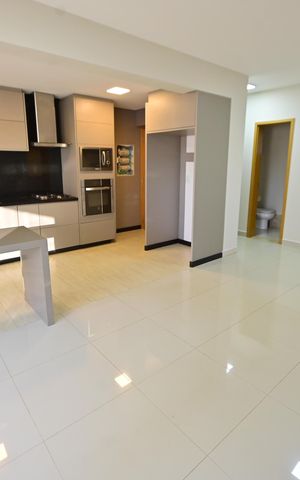 Apartamento à venda com 98m², 2 quartos e 2 vagas Apartamento à venda com 98m², 2 quartos e 2 vagasSala