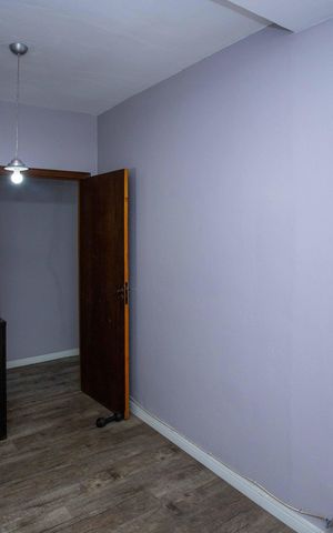 Casa para alugar com 350m², 3 quartos e 1 vagaQuarto 