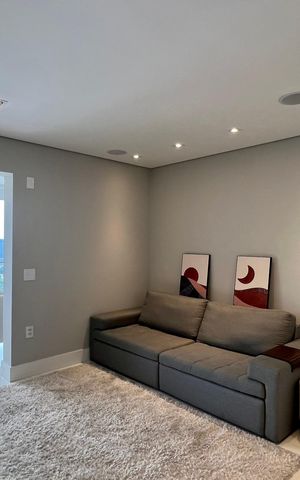 Apartamento à venda com 71m², 1 quarto e 1 vaga Apartamento à venda com 71m², 1 quarto e 1 vagaSala