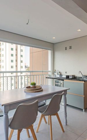 Apartamento à venda com 63m², 2 quartos e 2 vagasVaranda da Sala