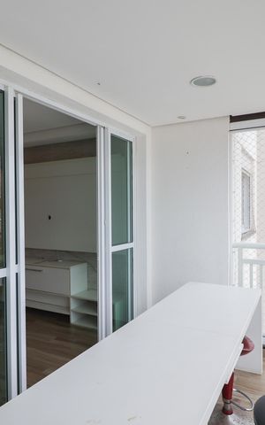 Apartamento à venda com 76m², 3 quartos e 2 vagas Apartamento à venda com 76m², 3 quartos e 2 vagasVaranda