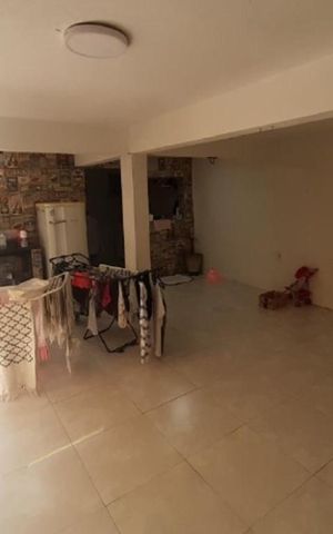 Casa à venda com 260m², 3 quartos e 2 vagas Casa à venda com 260m², 3 quartos e 2 vagasÁrea Externa