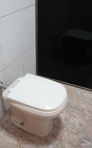 Casa à venda com 252m², 1 quarto e 2 vagasBanheiro Social