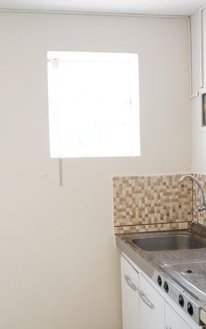 Casa à venda com 252m², 1 quarto e 2 vagasEdícula