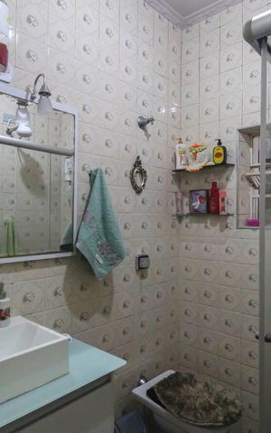 Casa à venda com 239m², 4 quartos e 4 vagas Casa à venda com 239m², 4 quartos e 4 vagasBanheiro 2-casa 2