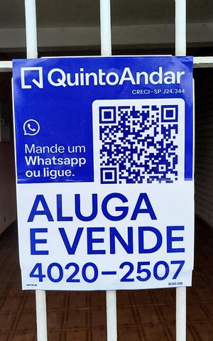 Casa à venda com 239m², 4 quartos e 4 vagas Casa à venda com 239m², 4 quartos e 4 vagasPlaca