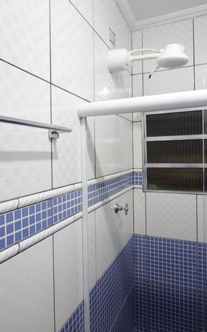 Casa à venda com 266m², 3 quartos e 1 vagaBanheiro
