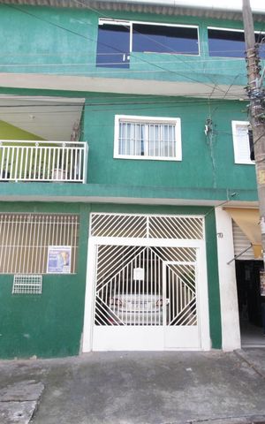 Casa à venda com 266m², 3 quartos e 1 vagaFachada