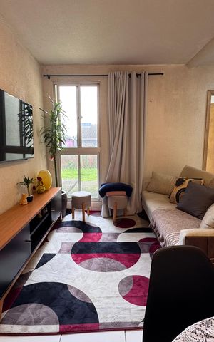 Apartamento à venda com 48m², 2 quartos e 1 vaga Apartamento à venda com 48m², 2 quartos e 1 vagaSala