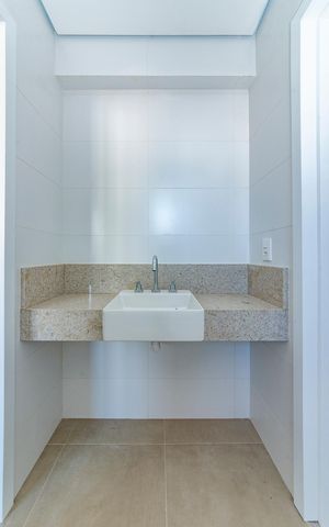 Apartamento para alugar com 160m², 4 quartos e 3 vagas Apartamento para alugar com 160m², 4 quartos e 3 vagasBanheiro Social