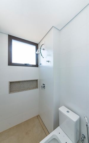 Apartamento para alugar com 160m², 4 quartos e 3 vagas Apartamento para alugar com 160m², 4 quartos e 3 vagasBanheiro Social