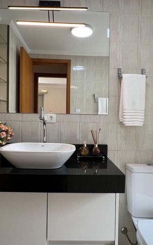 Apartamento à venda com 70m², 2 quartos e 1 vaga Apartamento à venda com 70m², 2 quartos e 1 vagaBanheiro