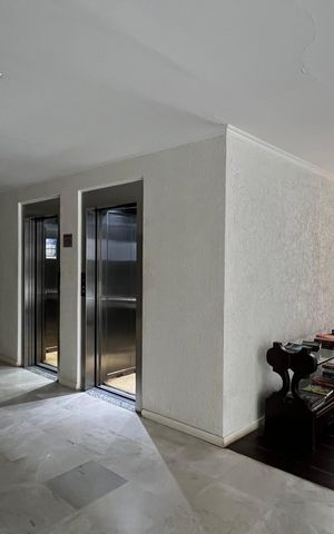 Apartamento à venda com 70m², 2 quartos e 1 vaga Apartamento à venda com 70m², 2 quartos e 1 vagaHall social