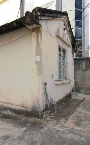 Casa à venda com 400m², 4 quartos e 6 vagasEdícula
