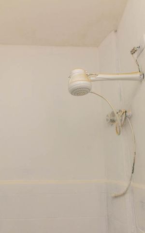 Studio à venda com 38m², 1 quarto e sem vaga Studio à venda com 38m², 1 quarto e sem vagaBanheiro