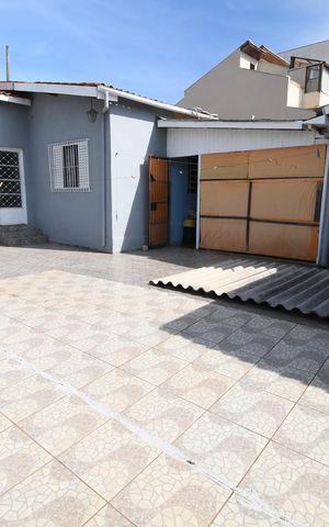 Casa à venda com 100m², 2 quartos e 3 vagasQuintal