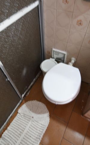 Casa à venda com 100m², 2 quartos e 3 vagasBanheiro