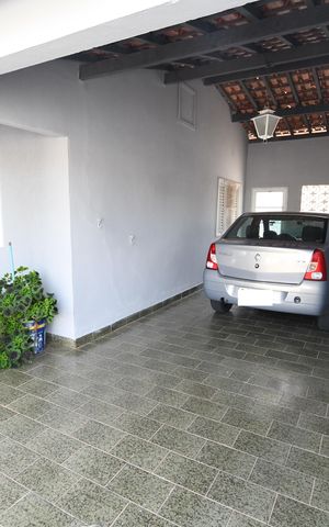 Casa à venda com 100m², 2 quartos e 3 vagasGaragem