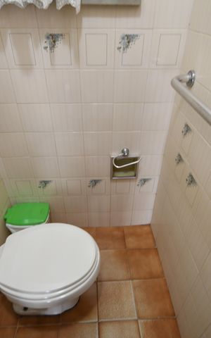 Casa à venda com 100m², 2 quartos e 3 vagasLavabo