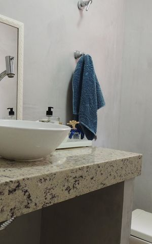 Casa de condomínio à venda com 600m², 4 quartos e 5 vagasLavabo