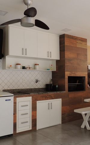 Casa de condomínio à venda com 600m², 4 quartos e 5 vagasChurrasqueira