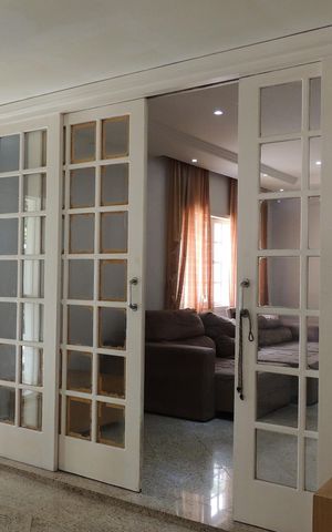 Casa de condomínio à venda com 600m², 4 quartos e 5 vagasSala 3