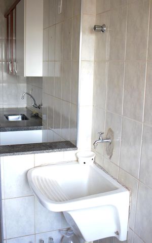 Apartamento para alugar com 72m², 3 quartos e 1 vagaÁrea de Serviço