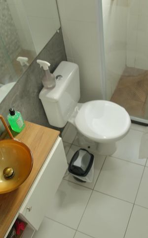 Apartamento à venda com 48m², 2 quartos e 1 vagaBanheiro Social