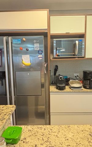 Apartamento à venda com 103m², 2 quartos e 2 vagas Apartamento à venda com 103m², 2 quartos e 2 vagasCozinha