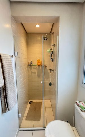 Apartamento à venda com 103m², 2 quartos e 2 vagas Apartamento à venda com 103m², 2 quartos e 2 vagasBanheiro da Suíte