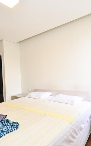 Casa à venda com 420m², 6 quartos e 2 vagas Casa à venda com 420m², 6 quartos e 2 vagasSuite