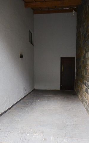 Casa à venda com 420m², 6 quartos e 2 vagas Casa à venda com 420m², 6 quartos e 2 vagasGaragem