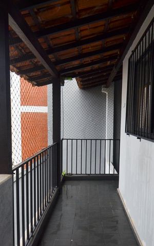 Casa à venda com 420m², 6 quartos e 2 vagas Casa à venda com 420m², 6 quartos e 2 vagasVaranda