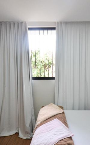 Casa à venda com 420m², 6 quartos e 2 vagas Casa à venda com 420m², 6 quartos e 2 vagasQuarto 5
