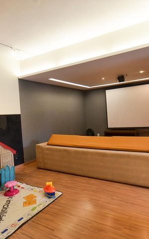 Casa à venda com 420m², 6 quartos e 2 vagas Casa à venda com 420m², 6 quartos e 2 vagasSala 2