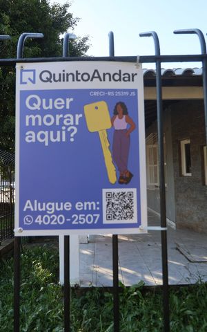 Casa à venda com 348m², 3 quartos e 2 vagasPlaca