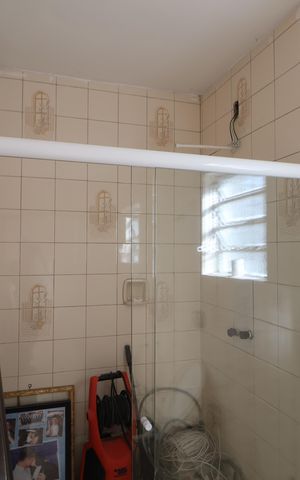 Casa à venda com 348m², 3 quartos e 2 vagasBanheiro da Suíte