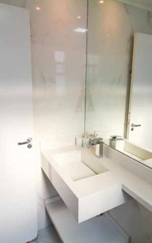 Apartamento à venda com 63m², 2 quartos e 1 vaga Apartamento à venda com 63m², 2 quartos e 1 vagaBanheiro da Suíte