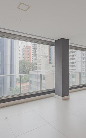 Apartamento à venda com 270m², 4 quartos e 4 vagasVaranda da Sala