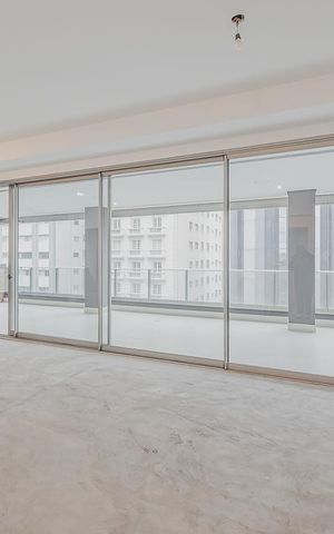 Apartamento à venda com 270m², 4 quartos e 4 vagasSala