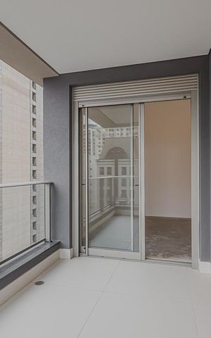 Apartamento à venda com 270m², 3 quartos e 4 vagasVaranda da Suíte 3