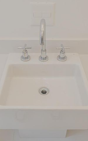 Apartamento à venda com 270m², 3 quartos e 4 vagasBanheiro 1 da Suíte 3