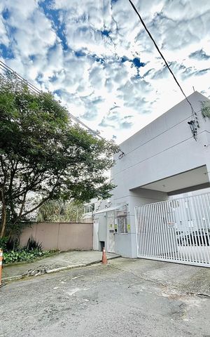Apartamento para alugar com 51m², 2 quartos e 1 vaga Apartamento para alugar com 51m², 2 quartos e 1 vagaVista da Rua
