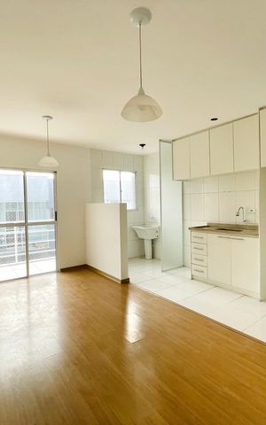 Apartamento para alugar com 51m², 2 quartos e 1 vaga Apartamento para alugar com 51m², 2 quartos e 1 vagaSala
