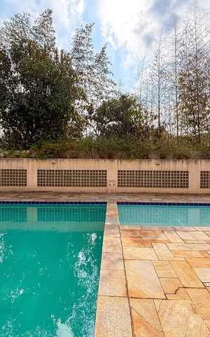 Apartamento para alugar com 200m², 3 quartos e 3 vagas Apartamento para alugar com 200m², 3 quartos e 3 vagasÁrea comum