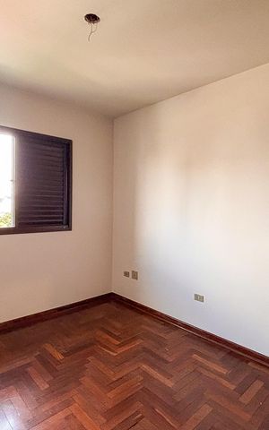 Apartamento para alugar com 200m², 3 quartos e 3 vagas Apartamento para alugar com 200m², 3 quartos e 3 vagasQuarto