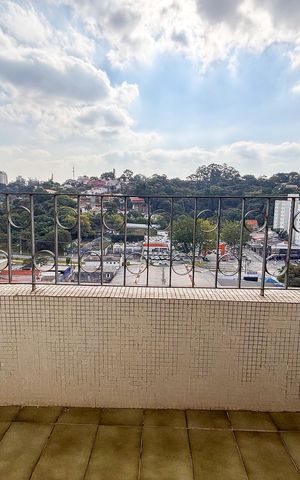 Apartamento para alugar com 200m², 3 quartos e 3 vagas Apartamento para alugar com 200m², 3 quartos e 3 vagasVaranda da Suíte 2