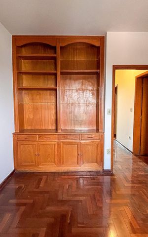 Apartamento para alugar com 200m², 3 quartos e 3 vagas Apartamento para alugar com 200m², 3 quartos e 3 vagasQuarto